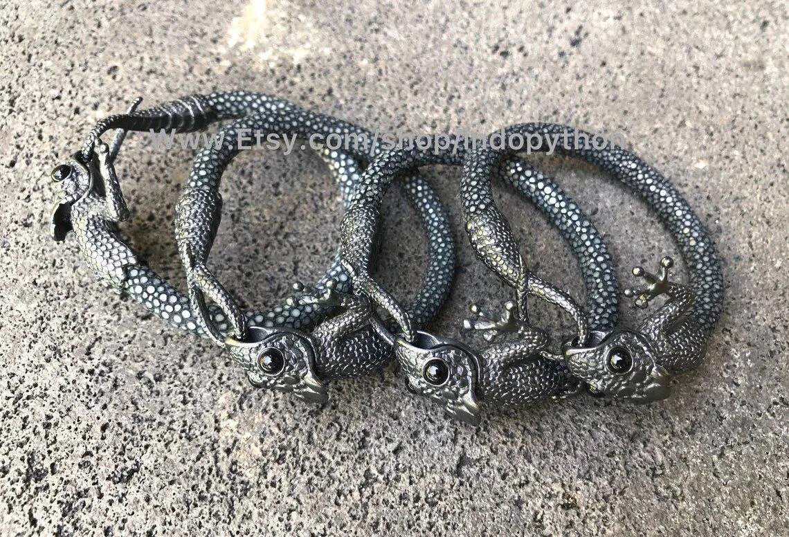 Gray Stingray Bracelet Jewelry - Image 8