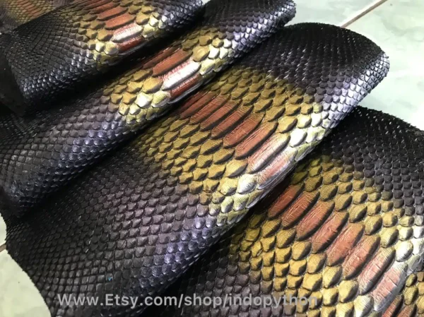 Indopython Black Gold Bronze Snakeskin