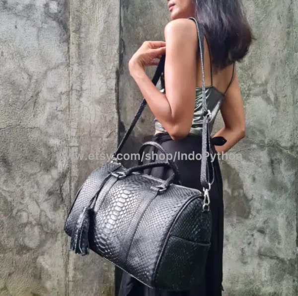 Black Medium Size Shoulder Bag